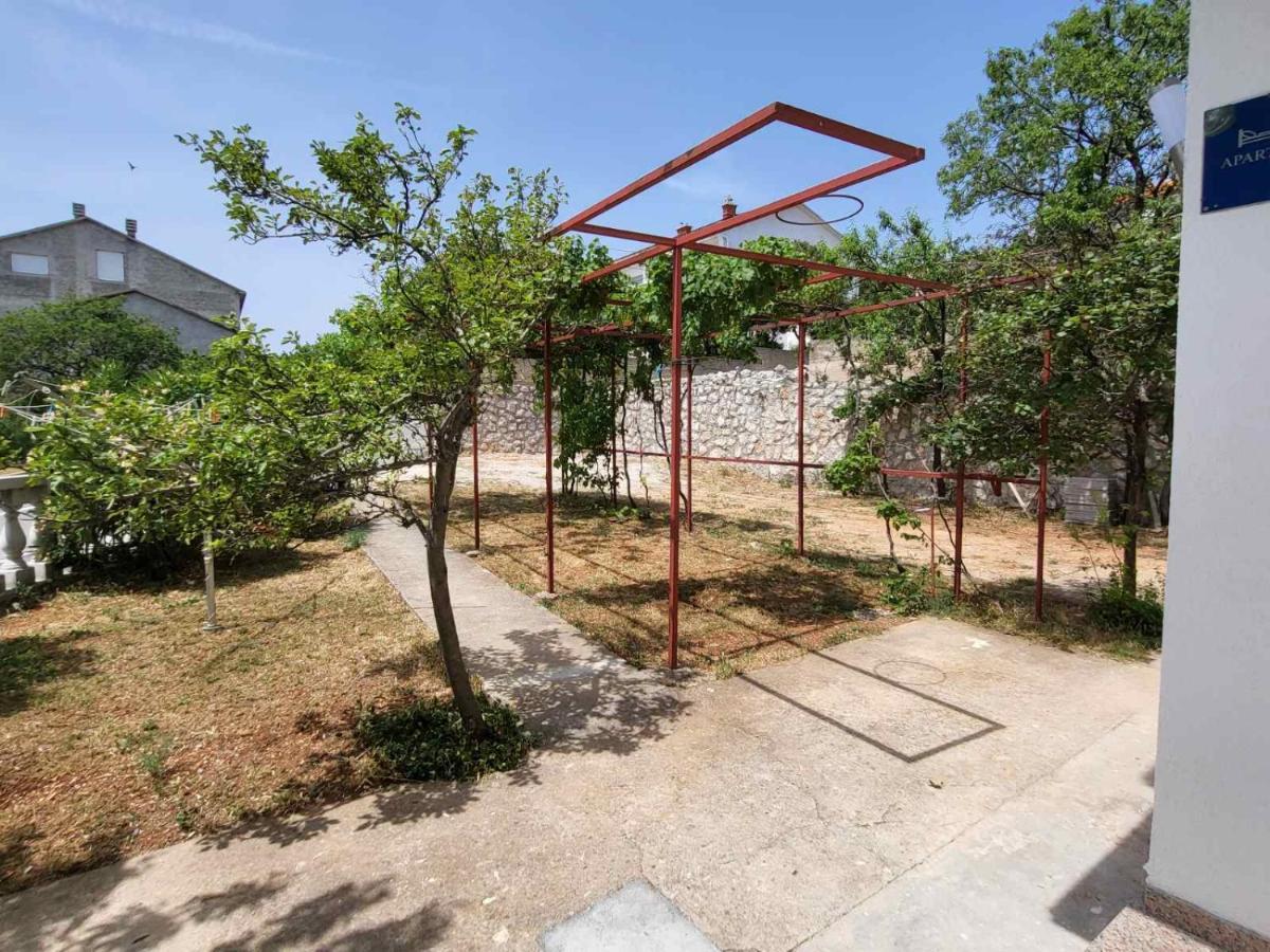 Apartments Manda Novi Vinodolski Ngoại thất bức ảnh